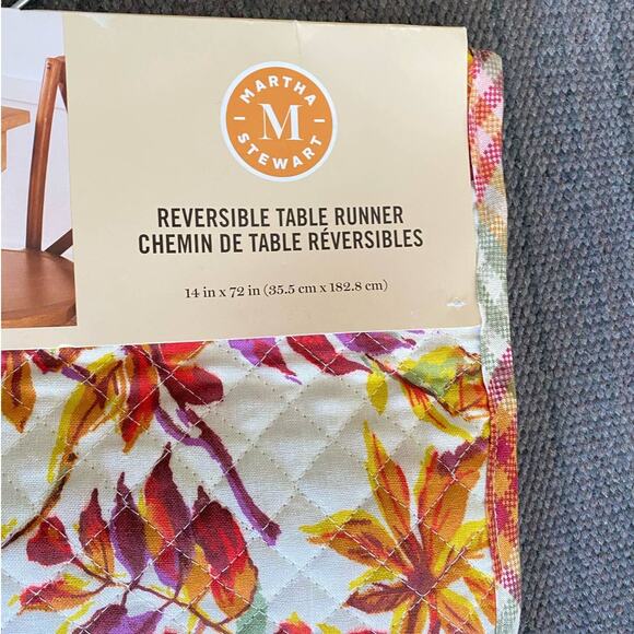 New with Tags Martha Stuart Reversible Fall, Foliage ,Leaves Table Runner - Picture 7 of 8